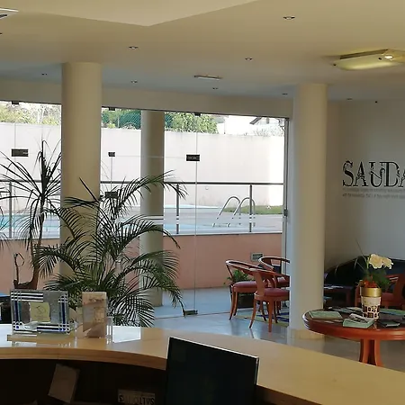 ホテル La Fontaine