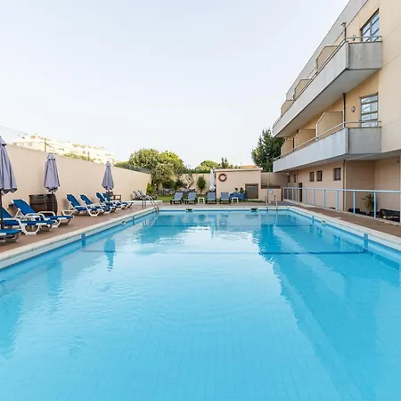 ホテル La Fontaine