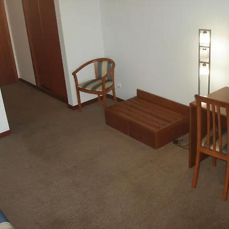 La Fontaine ホテル エスモリス