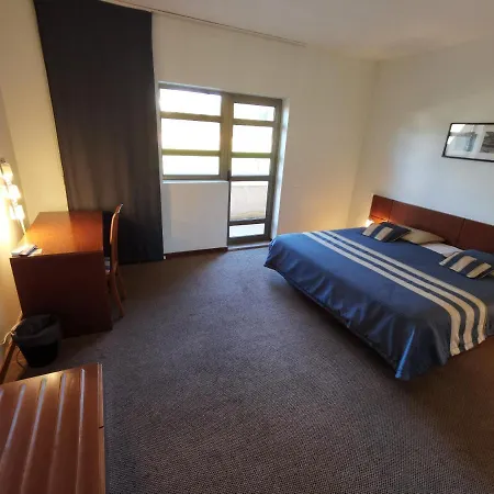 La Fontaine Hotel 3*