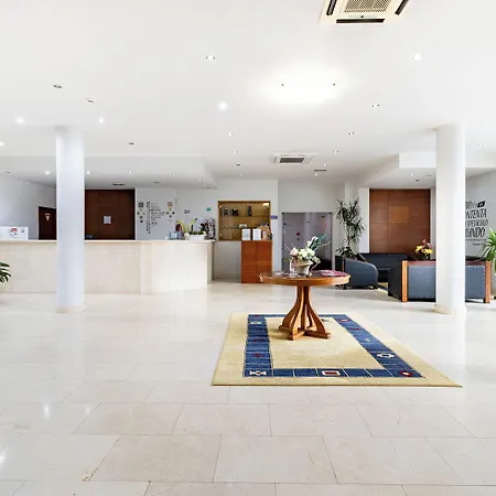 Hotel La Fontaine 3*