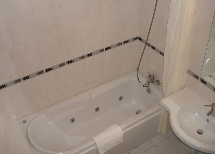 Hotel La Fontaine 3*